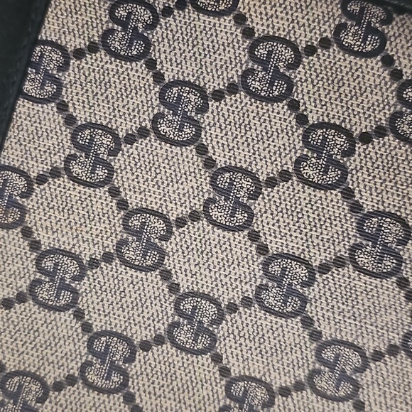 💛HOST PICK💛 Vintage Gucci Women's Cross Body - Missing Strap - Picture 11 of 11